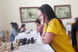 Lee más sobre el artículo Yerisbel Miranda returns to the women’s chess throne in Cuba