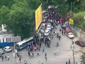 Lee más sobre el artículo Tensión en capital haitiana, desplazados emplazaron al gobierno