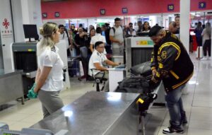 Lee más sobre el artículo Instan a perfeccionar el sistema aduanero en el país