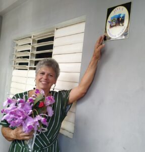 Lee más sobre el artículo Merecido reconocimiento a educadora moronense