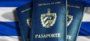 Lee más sobre el artículo Estados Unidos devolvió decenas de pasaportes con negativa de visas que habían sido gestionadas por el Estado cubano