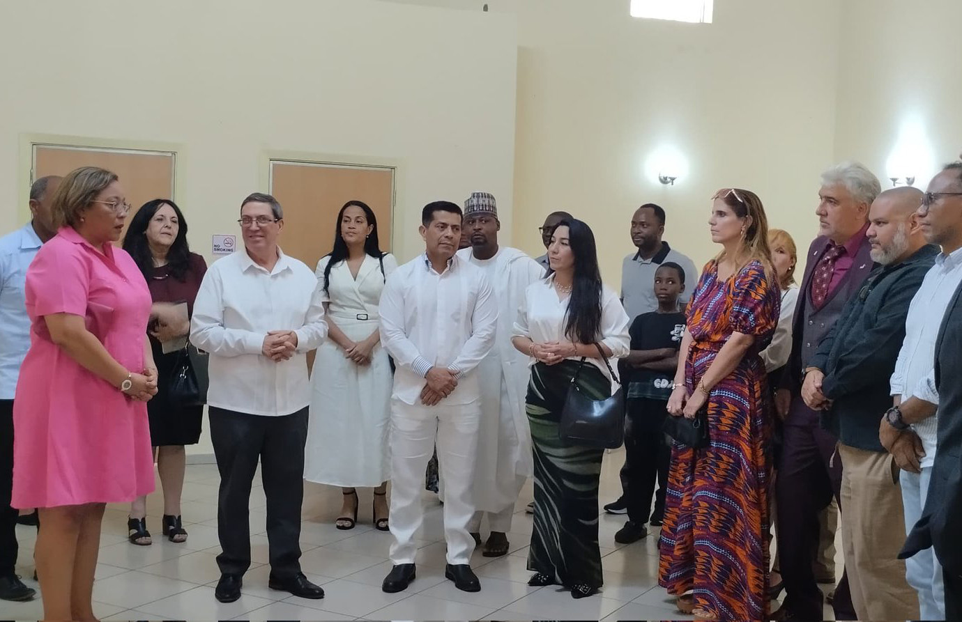 Lee más sobre el artículo Agradece canciller solidaridad con Cuba en Nigeria