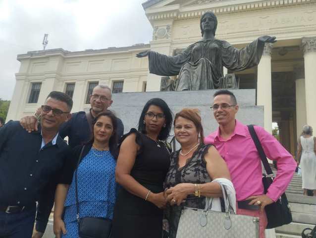 Lee más sobre el artículo Representación avileña en IV edición del Coloquio Internacional Patria