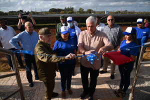 Lee más sobre el artículo Presidente cubano inaugura parque solar fotovoltaico de Remedios, Villa Clara