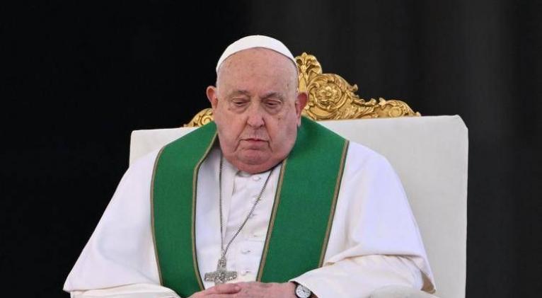 Lee más sobre el artículo Papa Francisco mantiene condiciones clínicas estables