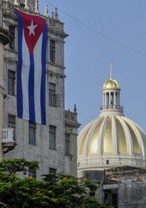 Lee más sobre el artículo De símbolos con sentidos y el cuento del tabaco