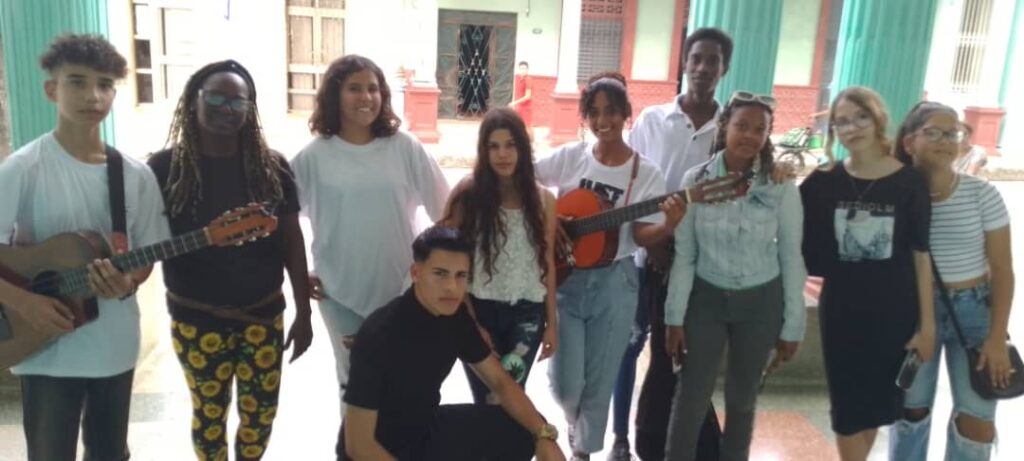 Lee más sobre el artículo Apuesta el Trovarte en Morón por la cultura comunitaria