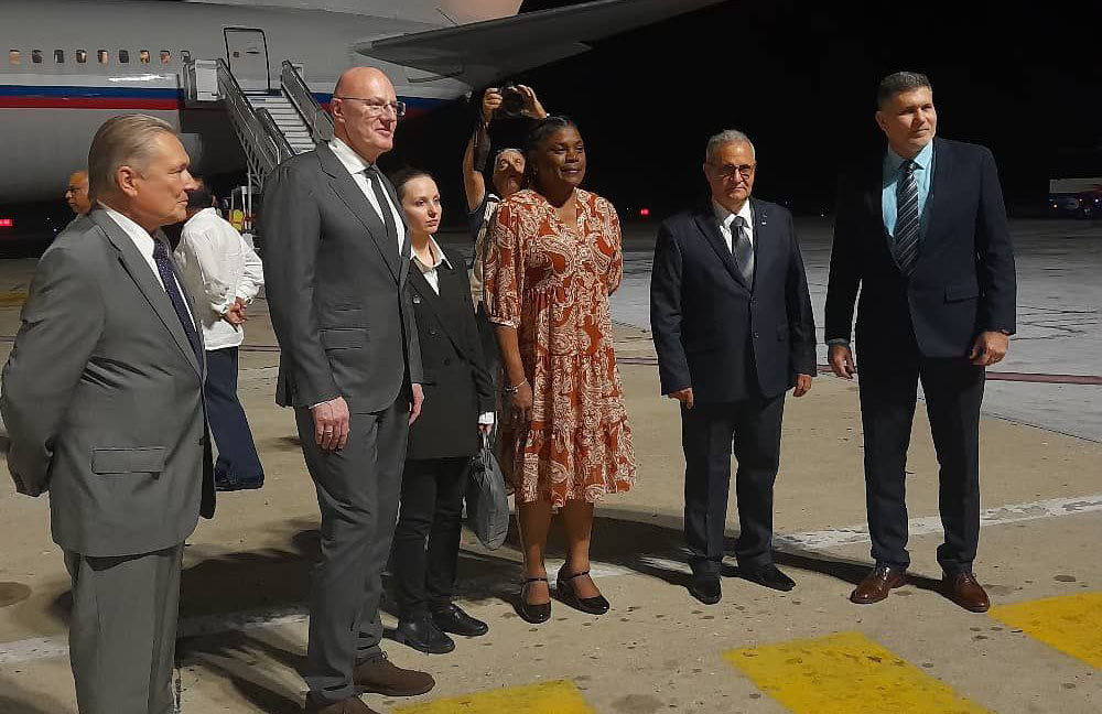 Lee más sobre el artículo Vicepresidente del gobierno ruso inicia visita a Cuba (+Video)