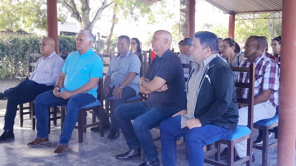 Lee más sobre el artículo Visita Díaz Canel municipios avileños de Florencia y Majagua