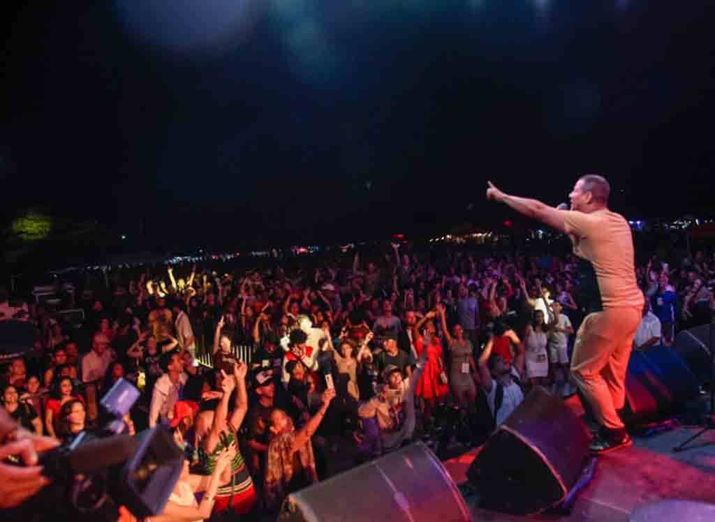 Lee más sobre el artículo Buena Fe pone a bailar y a recordar a público del Piña Colada