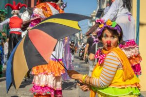 Lee más sobre el artículo Matanzas de plácemes con fiesta del teatro callejero en Cuba