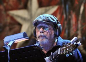 Lee más sobre el artículo Silvio Rodríguez anuncia gira por cinco países de Latinoamérica