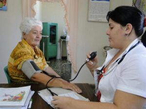 Lee más sobre el artículo Reconocen fortalezas de Cuba en la atención primaria de salud