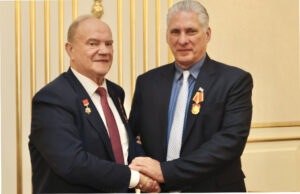 Lee más sobre el artículo Russian Communist Party presents Díaz-Canel with a commemorative medal