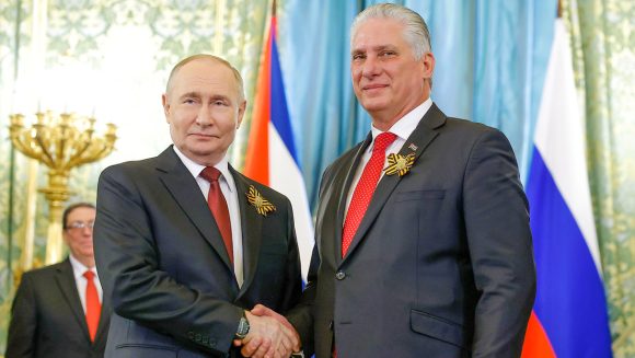 En este momento estás viendo Putin and Díaz-Canel hold talks in Moscow