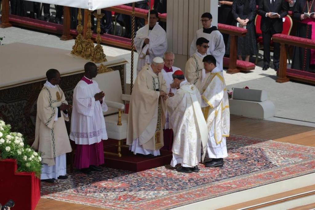 Lee más sobre el artículo Entronización de León XIV inaugura su Pontificado de amor y unidad