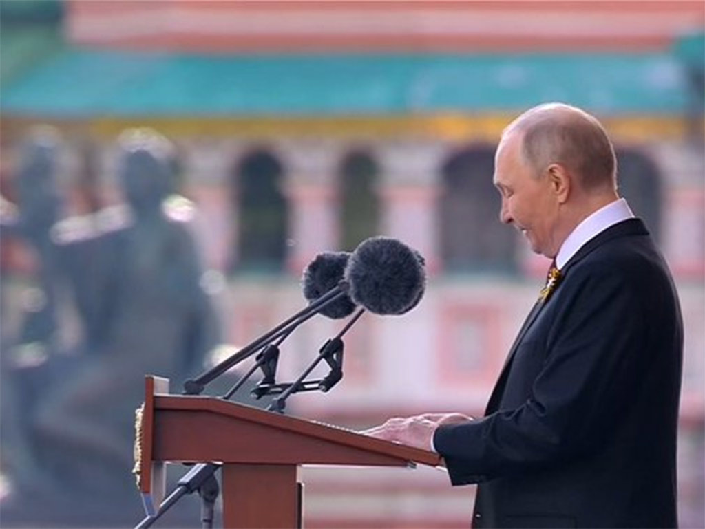 En este momento estás viendo Rusia fue, es y será invencible ante el nazismo, asegura Putin (+Fotos)