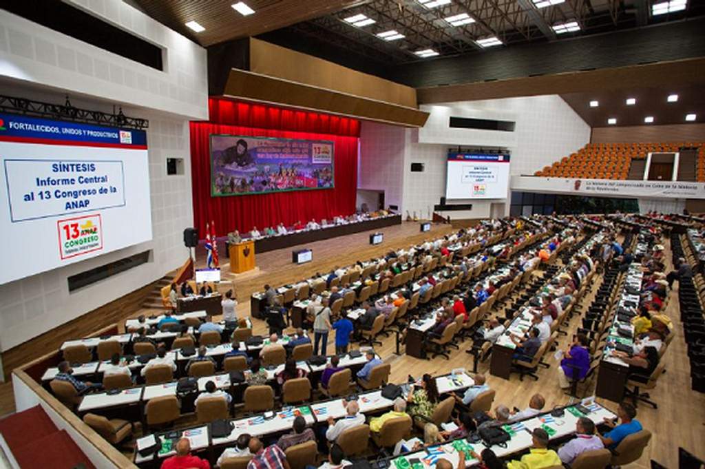 En este momento estás viendo Concluye Congreso de la ANAP en Día del Campesino de Cuba