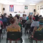 Analizan temas de interés con directores de empresas y entidades