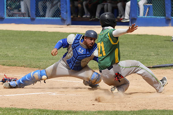 En este momento estás viendo Villa Clara con 10 éxitos en Serie Nacional Sub-23 de Beisbol