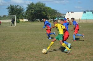 Lee más sobre el artículo Ciego de Ávila desplaza a Camagüey en Apertura de Fútbol