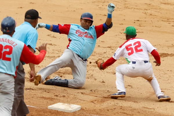 Lee más sobre el artículo Frederich Cepeda asegura que el MVP fue todo el equipo