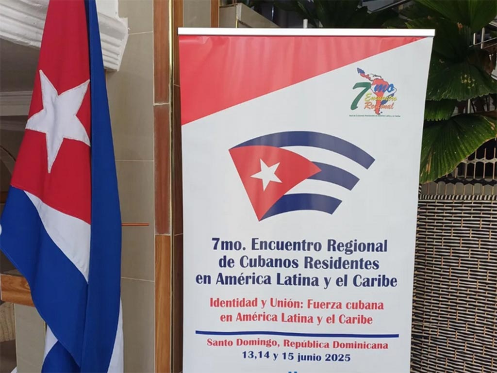 En este momento estás viendo Destacan en Bolivia foro de cubanos residentes en Latinoamérica