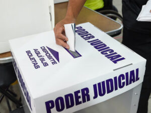 Mexicanos a históricos comicios para elegir un nuevo poder judicial