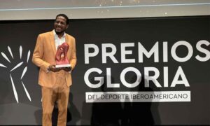 Lee más sobre el artículo Javier Sotomayor: leyenda del salto de altura