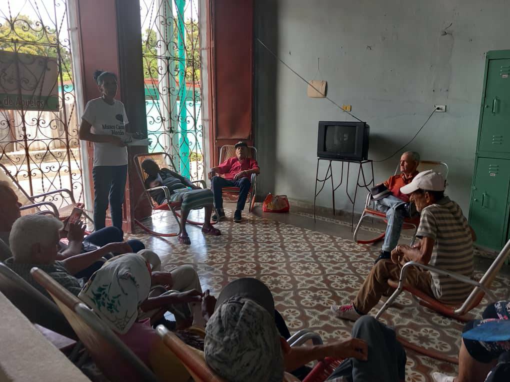 En este momento estás viendo Reciben con beneplácito actividad cultural en Casa del Abuelo