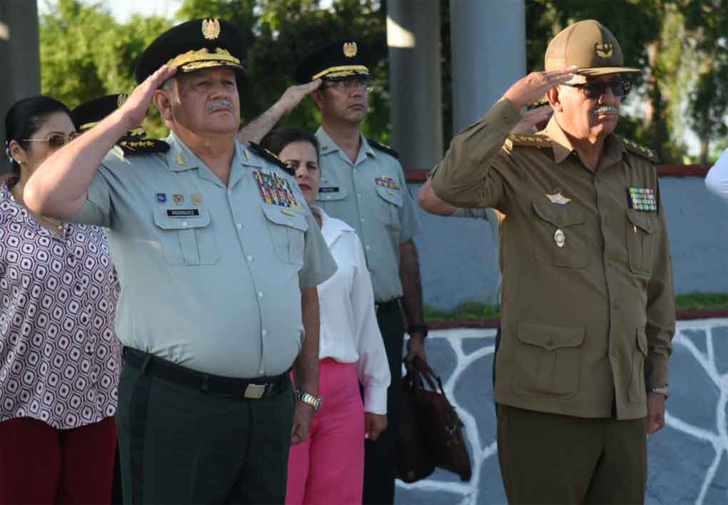 En este momento estás viendo Ejércitos de Cuba y Nicaragua trabajarán para afianzar nexos
