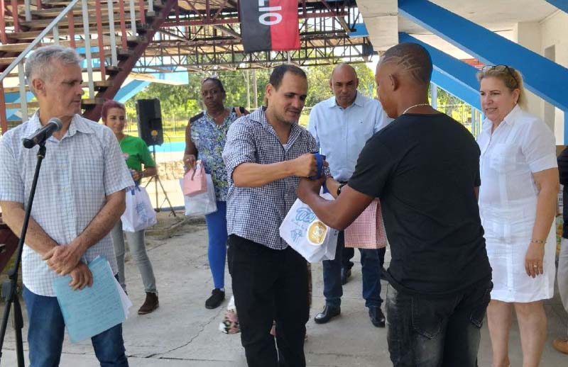 En este momento estás viendo Graduados los primeros técnicos superiores de Acuicultura de Cuba