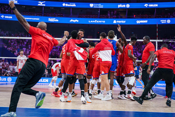 En este momento estás viendo Cuba sorprendió a Polonia en Liga de Naciones de Voleibol