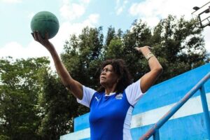 Lee más sobre el artículo Mercedes Pomares, la zurda de oro