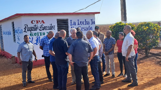 En este momento estás viendo Díaz-Canel destaca avances de la Empresa Agropecuaria La Cuba como ejemplo de empresa estatal socialista