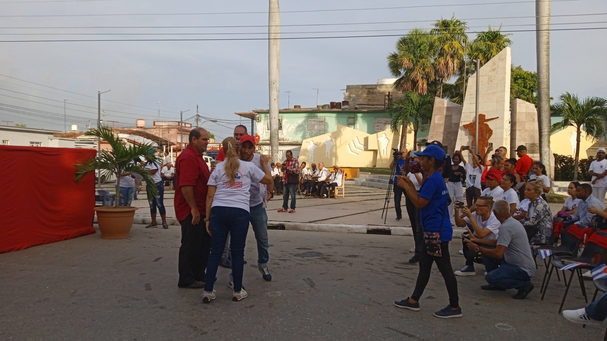 En este momento estás viendo Celebran en Morón Acto Municipal por el Día de la Rebeldía Nacional