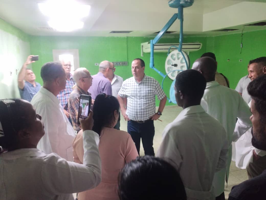 Lee más sobre el artículo «Calidad ante todo» enfatiza Ministro cubano de Salud Pública en Ciego de Ávila (+Fotos) (+Audio)