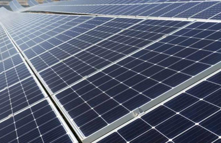 En este momento estás viendo Instalarán sistemas de baterías para estabilizar parques solares