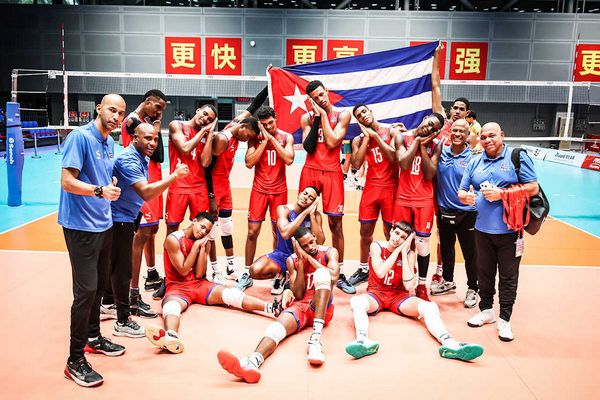 En este momento estás viendo Cuba barrió a Brasil en Mundial Sub-21 de Voleibol