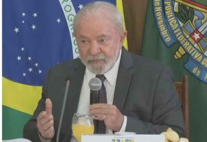 Lee más sobre el artículo Lula lanza plan de apoyo a exportadores brasileños ante arancel EEUU