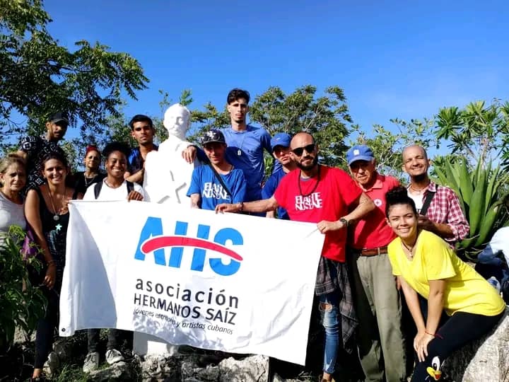Lee más sobre el artículo El arte joven sube montañas