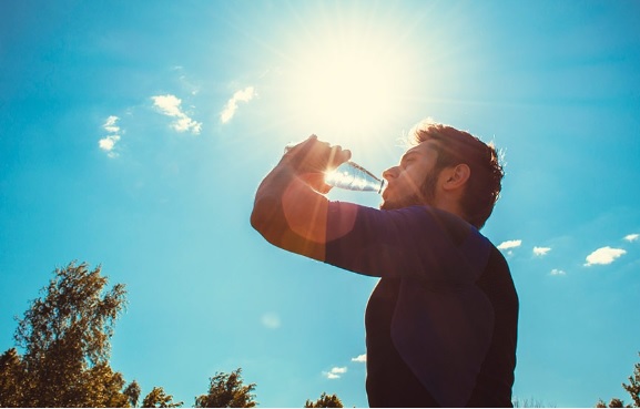 En este momento estás viendo The sun and excessive heat can damage health