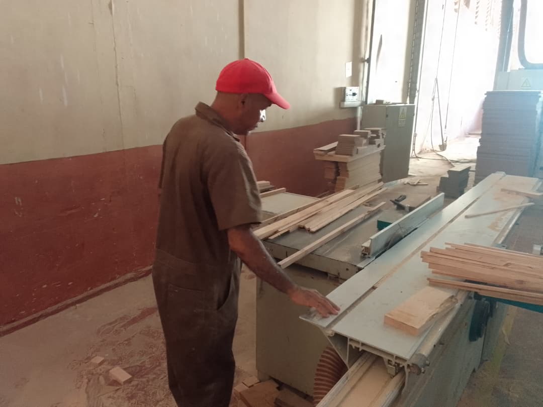 Lee más sobre el artículo Scrap materials utilised at Muebles Lídex to create new productions