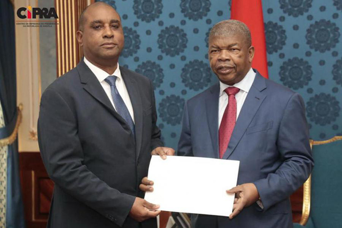 Lee más sobre el artículo Raúl Castro and Díaz-Canel send letter to President of Angola
