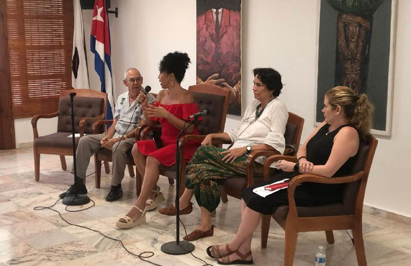 En este momento estás viendo Debaten sobre lenguajes y contenidos en espacios dramatizados (+ Fotos)