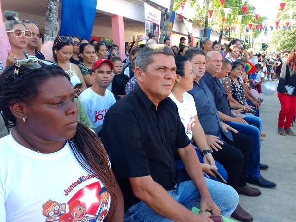 En este momento estás viendo Comenzó la fiesta del saber y el conocimiento en Ciego de Ávila