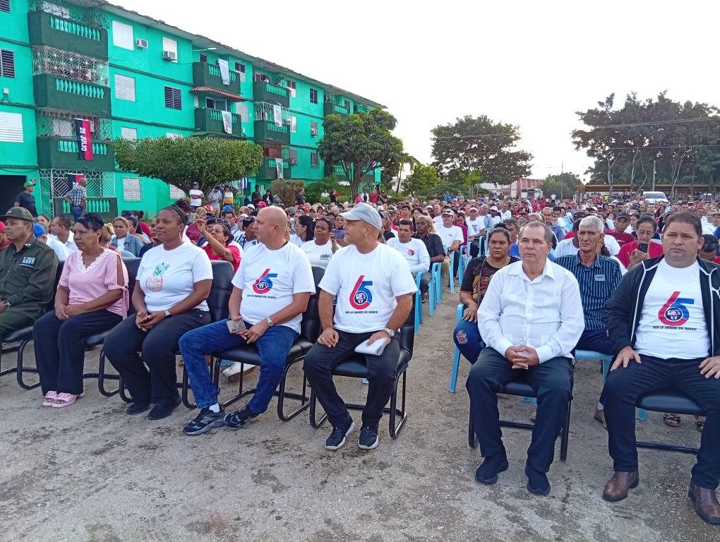 Lee más sobre el artículo Celebran en Ciego de Ávila acto por aniversario 65 de los CDR
