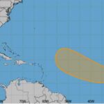 Vigilan otra onda tropical en el Atlántico oriental