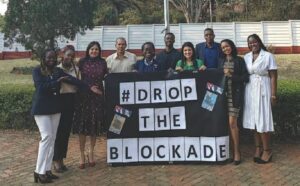 Universitarios de Zimbabwe rechazan bloqueo de Estados Unidos contra