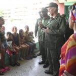 En pie la humanidad de una Revolución